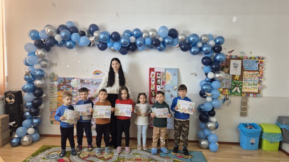 Primăvara prinde viață prin „Atelierul de mărțișoare”, la Liceul Teoretic „Iorgu Vârnav Liteanu” din Liteni