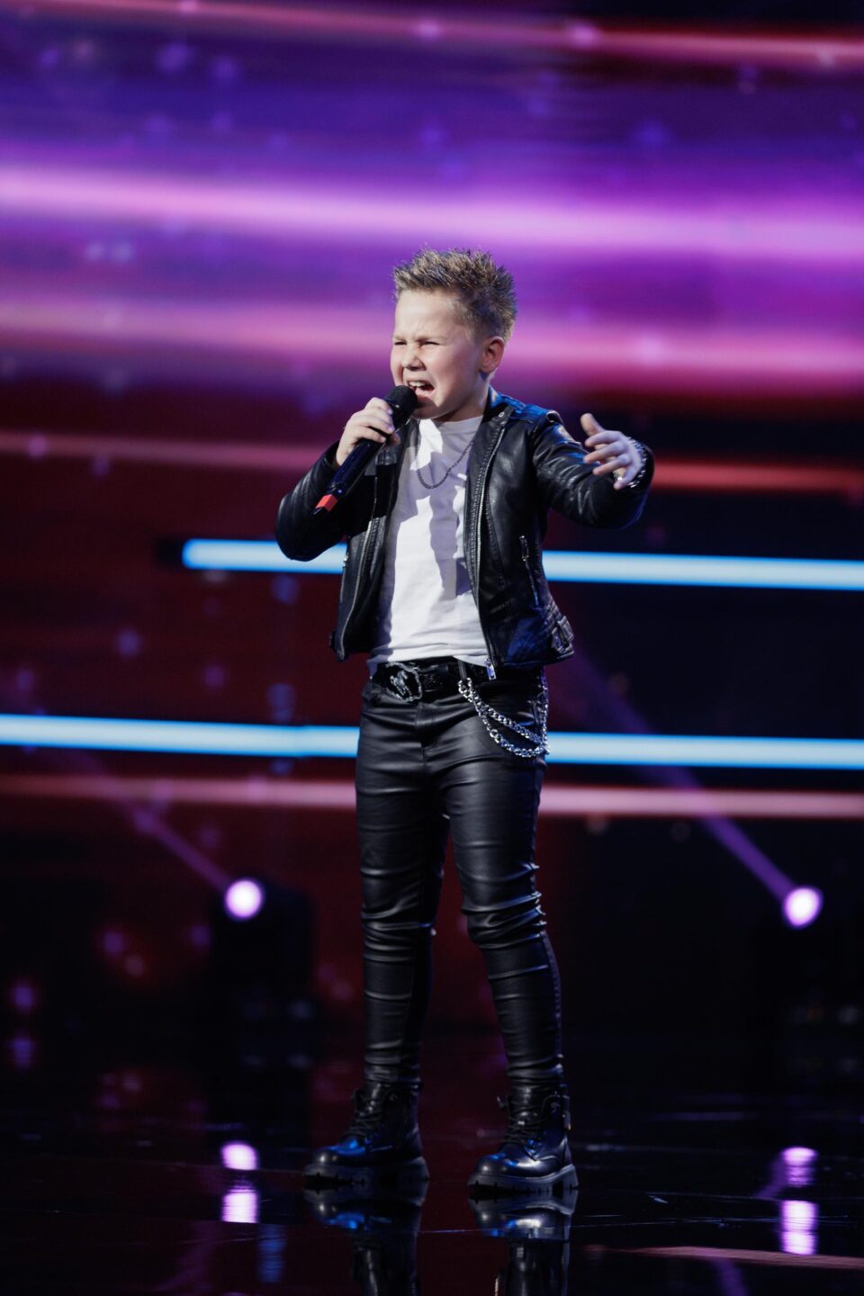 Lucas Moroșan, din Valea Moldovei, în vârstă de 9 ani, a impresionat juriul de la „Românii au Talent”