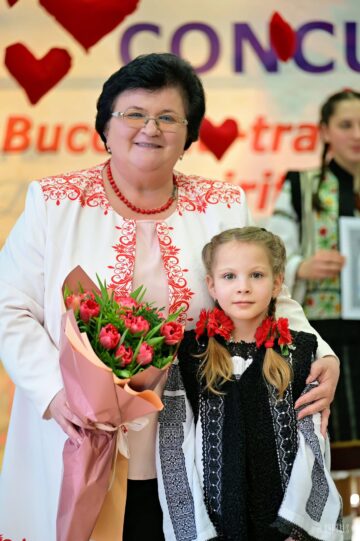 Număr impresionant de participanți la Festivalul-concurs „Bucovina – tradiție, cultură, spiritualitate”, la Vicovu de Sus