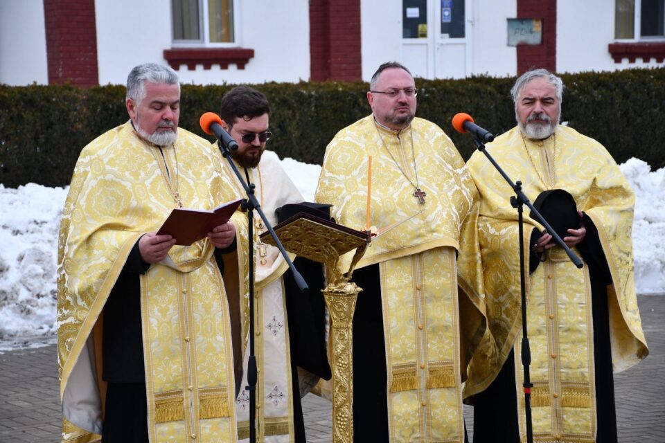 Elevii Școlii Militare de Subofițeri de Jandarmi „Petru Rareș”- Fălticeni au depus jurământul militar Elevii Școlii Militare de Subofițeri de Jandarmi „Petru Rareș”- Fălticeni au depus jurământul militar