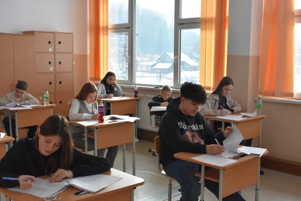 Ce spun elevii despre opționalele de la clasă: interes scăzut și insatisfacție