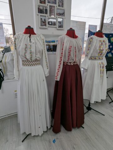 „Mama”, un eveniment care a adus împreună sensibilitatea artistică și emoția autentică, la Galeria de artă Zamca