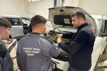 Noi oportunități de formare profesională pentru elevii de la Siret Noi oportunități de formare profesională pentru elevii de la Siret