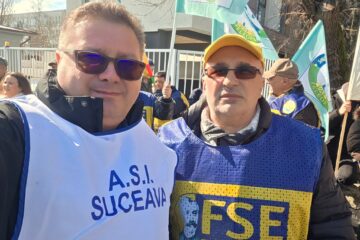 Oamenii școlii au ieşi din nou în stradă