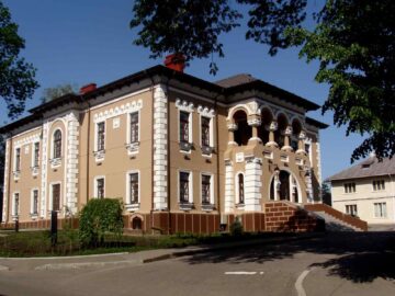 Sculptorul Ion Irimescu (27 februarie 1903 – 28 octombrie 2005), unul dintre marii artiști români ai secolului al XX-lea
