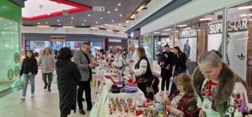 A început Târgul Mărțișorului la Shopping City Suceava