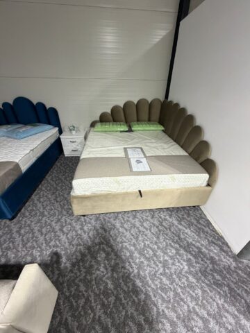 Reduceri de 10% la paturi tapițate, în luna martie, la Casa Iacob din Plopeni și Sf. Ilie