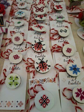 A început Târgul Mărțișorului la Shopping City Suceava