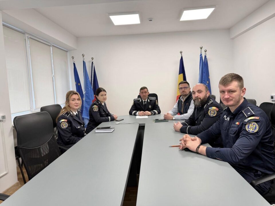 Întâlnire între polițiști din Suceava și din Cernăuți, într-un proiect finanțat de UE privind infracțiunile de mediu