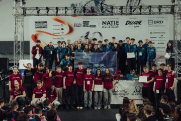 Robotul ștefaniștilor de la „Royal Engineers” merge la București, în finala celei mai mari competiții de robotică