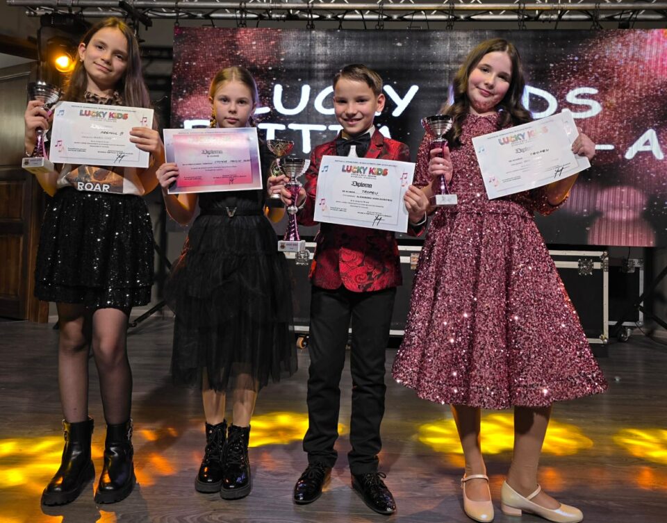 Elevi suceveni, premiați la Festivalul „Lucky Kids” de la Roman