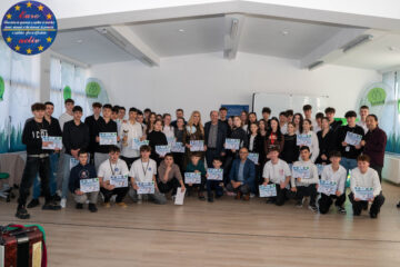 Tabăra pentru elevi „Proiectăm viitorul împreună”, organizată de Asociația „Euroactiv” și Colegiul Silvic „Bucovina”