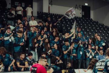 Robotul ștefaniștilor de la „Royal Engineers” merge la București, în finala celei mai mari competiții de robotică