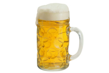 „La fliuşcă şi la halbă”