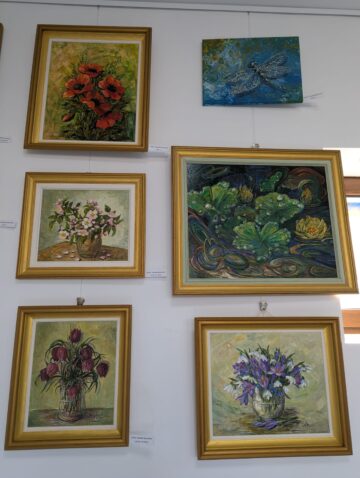 Expoziția „Vis de primăvară”, „o stare care s-a condensat în culoare”, la Galeria de Artă Zamca