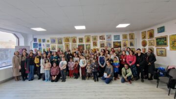 Expoziția „Vis de primăvară”, „o stare care s-a condensat în culoare”, la Galeria de Artă Zamca