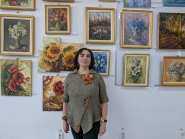 Expoziția „Vis de primăvară”, „o stare care s-a condensat în culoare”, la Galeria de Artă Zamca
