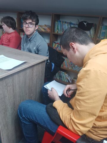 Ateliere ocupaționale dedicate zilei de 8 Martie, organizate pentru copii de Complexul de Servicii Multifuncționale Gura Humorului