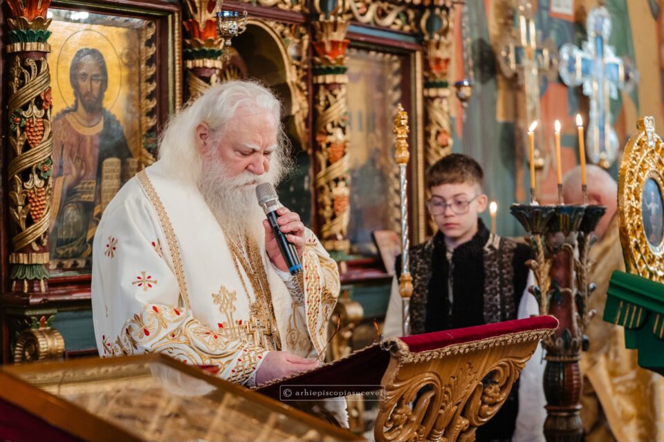 Decalog în cinstea mamei