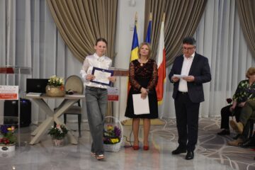 Trei elevi suceveni s-au calificat la Internaționala de limbă polonă, de la Varșovia