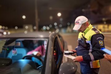 A plouat cu amenzi și dosare penale după ce mai mulți șoferi au fost prinși băuți în trafic A plouat cu amenzi și dosare penale după ce mai mulți șoferi au fost prinși băuți în trafic