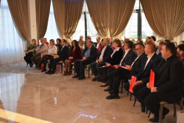 Trei elevi suceveni s-au calificat la Internaționala de limbă polonă, de la Varșovia