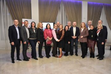 Trei elevi suceveni s-au calificat la Internaționala de limbă polonă, de la Varșovia