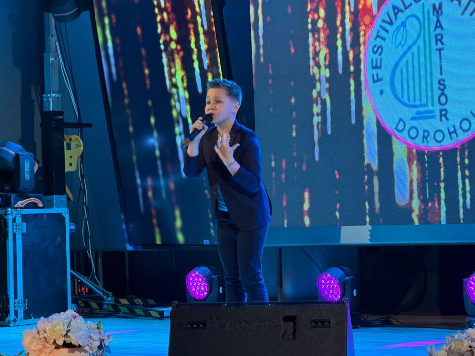 Lucas Moroșan, din Valea Moldovei, a cucerit trofeul Festivalului „Mărțișor Dorohoian”
