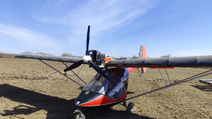 Ucraineanul care a fugit de război cu un avion ușor, cu care a aterizat la Frătăuți, va benefica de protecție temporară în România