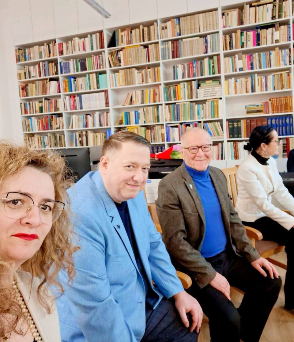 Poezia ca valiză de amintiri: Alexandru Ovidiu Vintilă la Câmpulung Moldovenesc