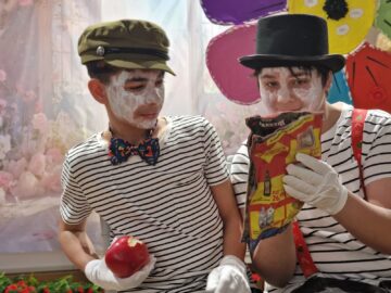 „O îmbrățișare cât o lume”, lecția de solidaritate a elevilor de la Liceul Special Câmpulung