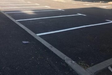 Primăria Suceava continuă licitarea locurilor de parcare de domiciliu