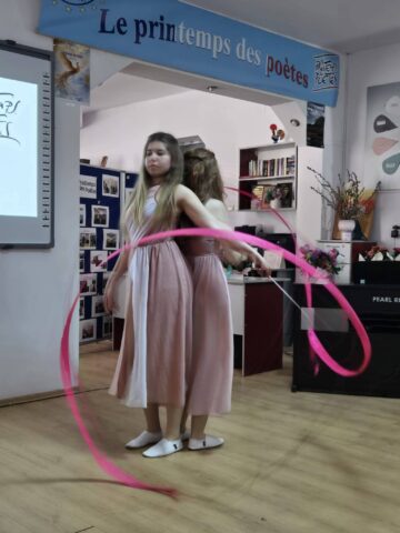 Explozie de libertate în cea de a XVI-a ediție a Festivalului Internațional „Le Printemps des Poètes”