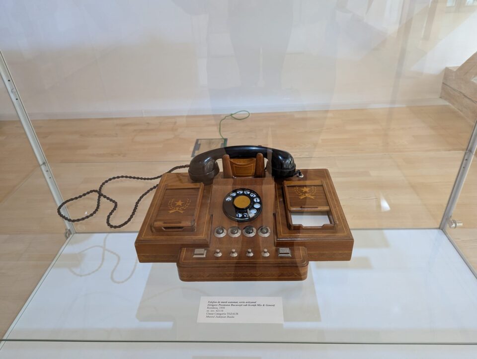 Repere din istoria telefonului, la Muzeul de Istorie Suceava