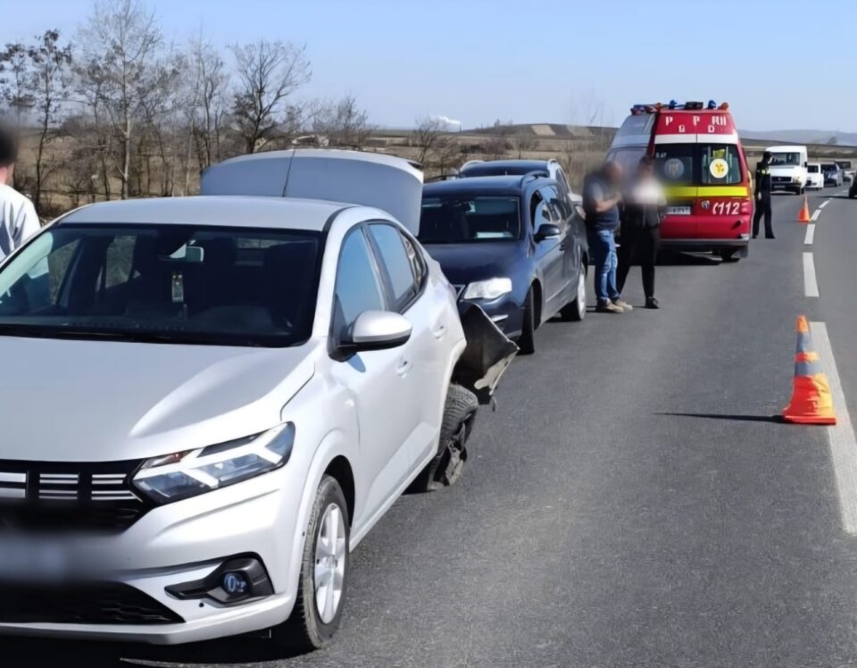 O persoană a ajuns la spital după un accident pe centura municipiului Rădăuți