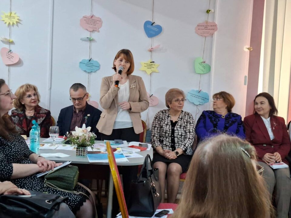 Explozie de libertate în cea de a XVI-a ediție a Festivalului Internațional „Le Printemps des Poètes”