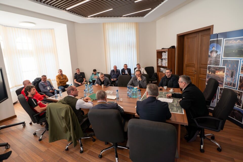 Consiliul Județean Suceava se implică în protejarea și reconfigurarea traseului Via Transilvanica din Bucovina