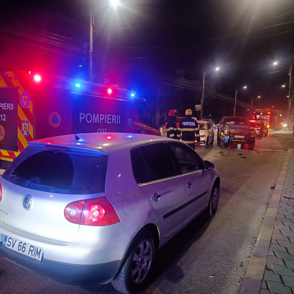 Polițist de la Criminalistică, rănit în urma unui accident rutier în zona Policlinicii Areni