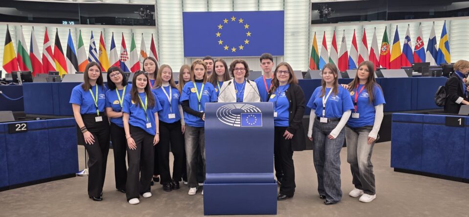 Colegiul Tehnic „Mihai Băcescu”, reprezentat cu cinste la Parlamentul European