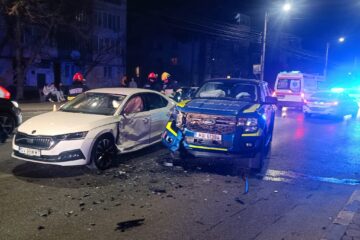 Cei doi polițiști răniți în misiune în Suceava nu au rămas internați, scăpând cu leziuni ușoare, la fel și al treilea rănit