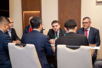Președintele CJ Suceava, Gheorghe Șoldan, întrevedere cu ambasadorul Chinei în România
