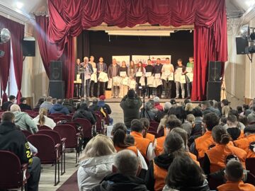 Primarul Cătălin Coman i-a premiat pe cei mai buni sportivi din municipiu și antrenorii acestora