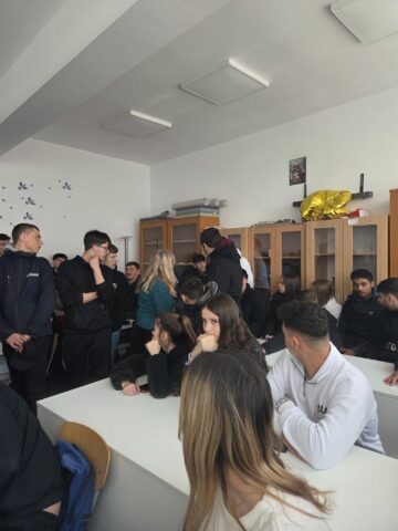 „Tous ensemble pour fêter la francophonie” pentru elevii Liceului Tehnologic “Oltea Doamna” Dolhasca