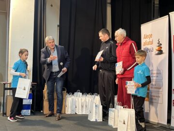 Primarul Cătălin Coman i-a premiat pe cei mai buni sportivi din municipiu și antrenorii acestora