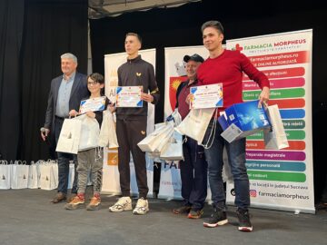 Primarul Cătălin Coman i-a premiat pe cei mai buni sportivi din municipiu și antrenorii acestora