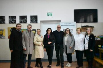 „Între lumină și liniște”, la Galeria de artă ArtLaBurdujeni, locul în care „liniștea devine formă, iar lumina devine emoție”