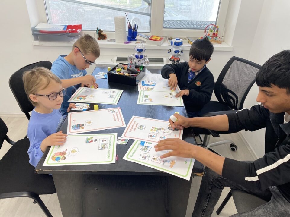 „Servicii comunitare pentru familii unite”, proiect de care beneficiază copii din Suceava, Fălticeni, Baia, Valea Moldovei și Dolhești