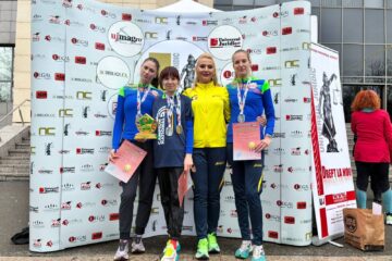 Aur și argint pentru atletele de la CSM Rarăul la Campionatul Național de alergare pe șosea Aur și argint pentru atletele de la CSM Rarăul la Campionatul Național de alergare pe șosea