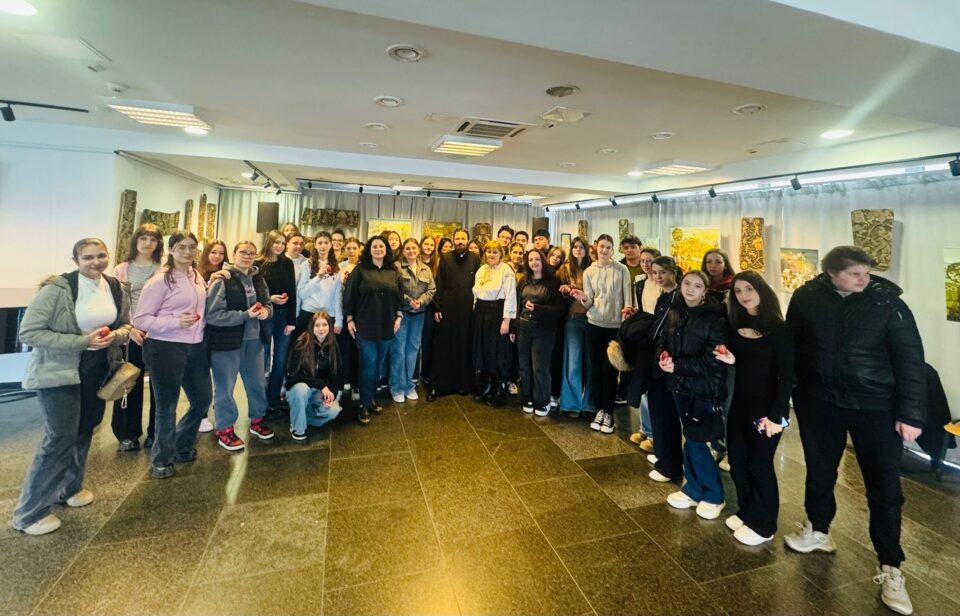 Atelierul „Festivalul Ouălor încondeiate”, ediția a IV-a, la Centrul Cultural Bucovina Atelierul „Festivalul Ouălor încondeiate”, ediția a IV-a, la Centrul Cultural Bucovina