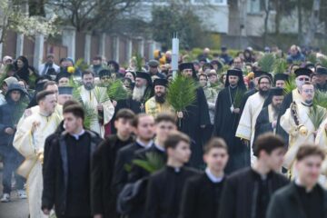 Sute de clerici și credincioși așteptați sâmbătă, 4 aprilie, la procesiunea de Florii, pe străzile Sucevei